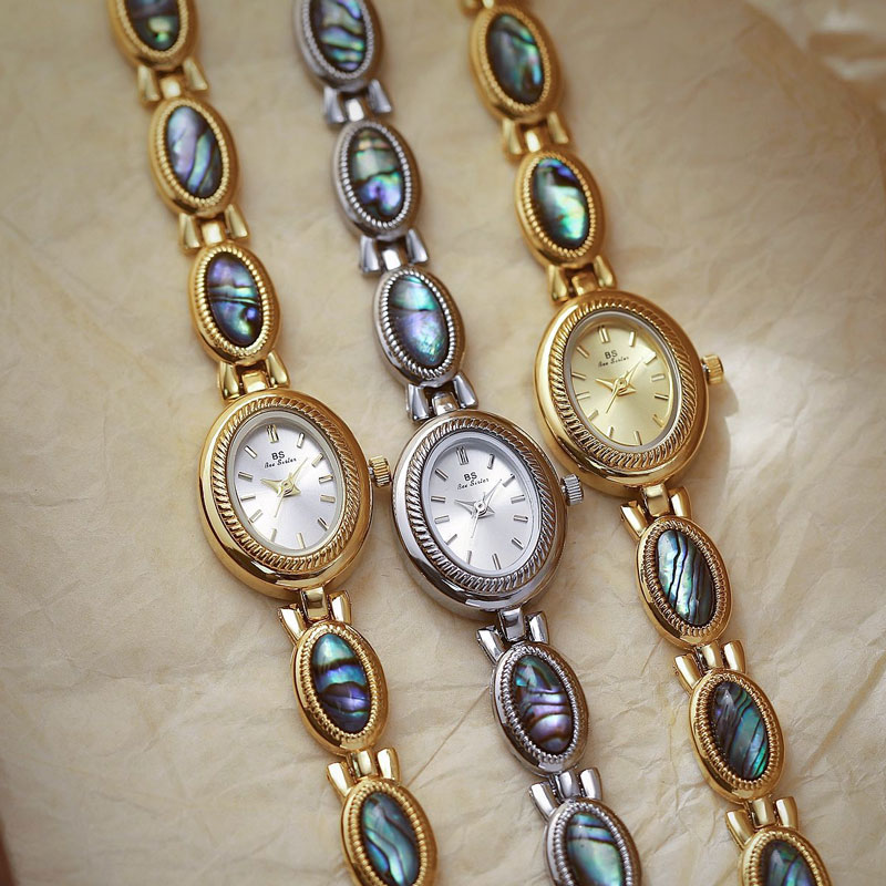 Luxury Watch Gold And Black - ساعة كلاسيكية طبيعية فاخرة من الذهب