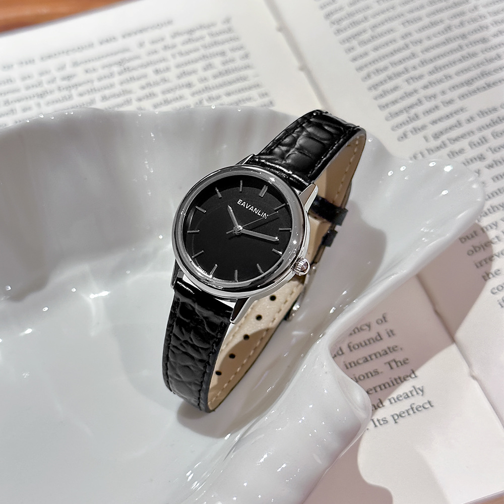 ساعة كوارتز جديدة فاخرة بحزام  - مراجعة Luxury Watch Gold And Black وسعره