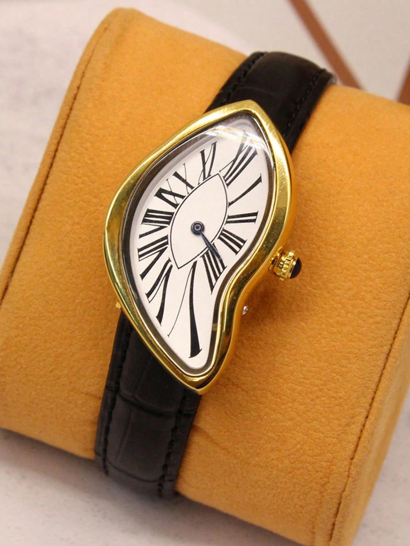 ساعة كريتيف ميلت الفاخرة للرجا - مراجعة Luxury Watch Audemars Piguet وسعره