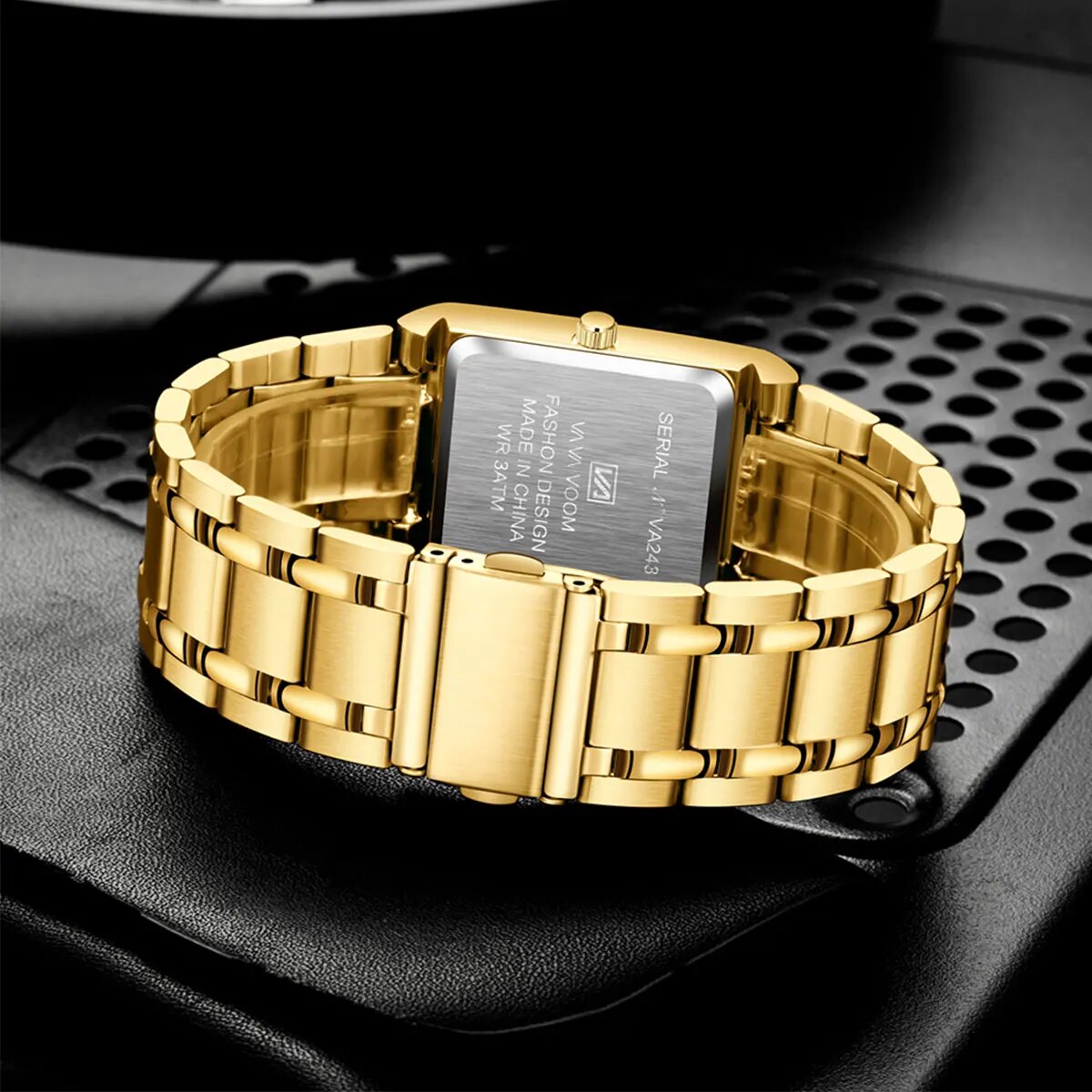 ساعة رجال الأعمال تصميم بسيط ف - مراجعة Luxury Watch Gold And Black وسعره